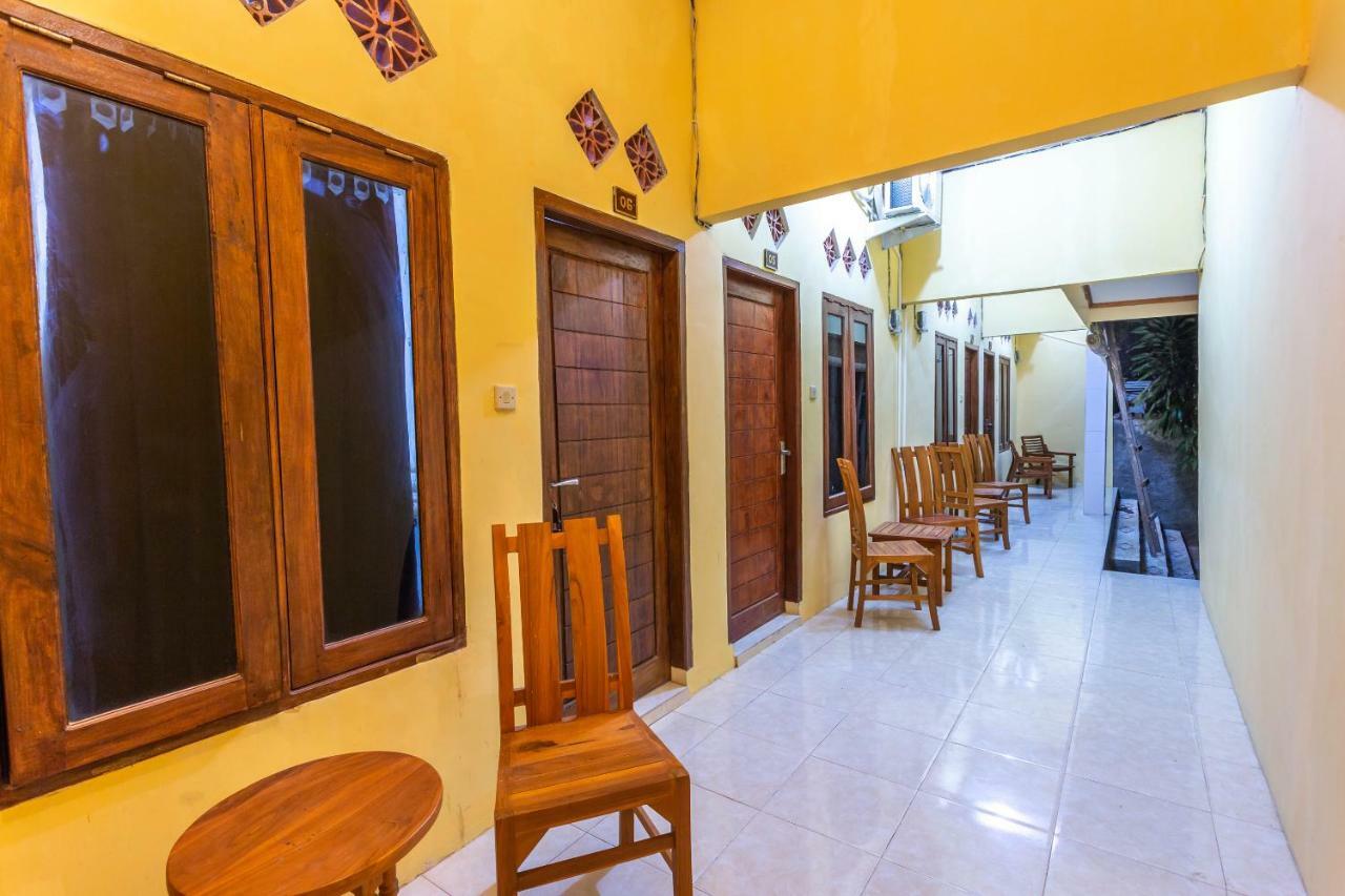 Oyo 1323 Murni Homestay Mangsit Extérieur photo